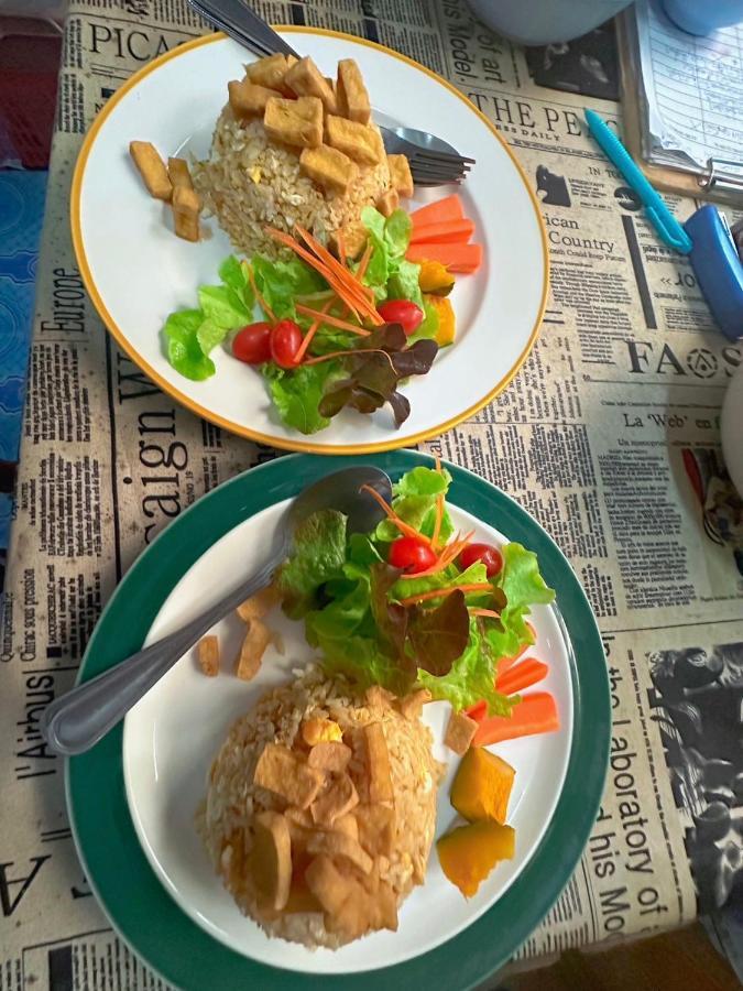 Une Jai Place เรือนอุ่นใจ Phimai Exterior photo